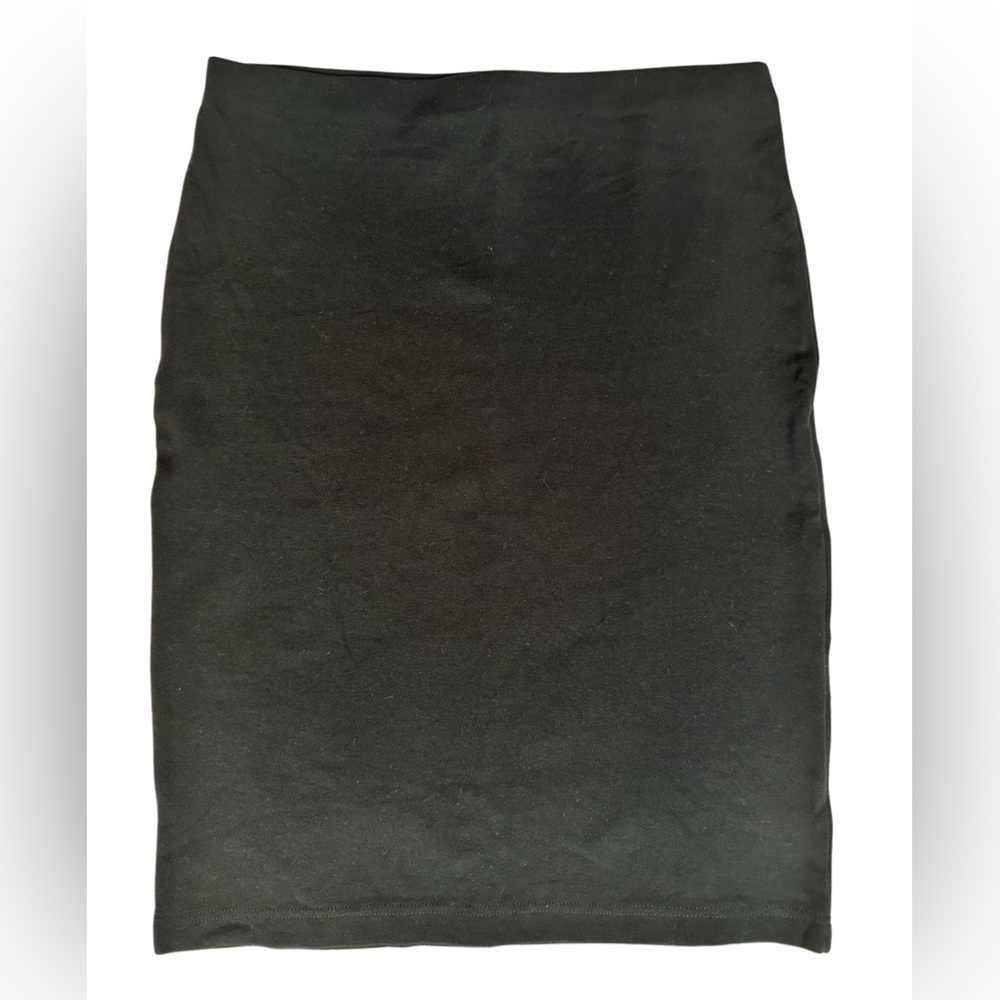 SANCTUARY Simple STRETCHY Black Skirt Women’s Medium.